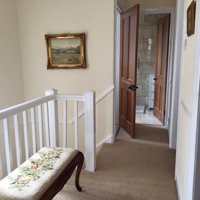 Kelvinside, Seahouses, 2 Minute Walk Into Village Exterior photo