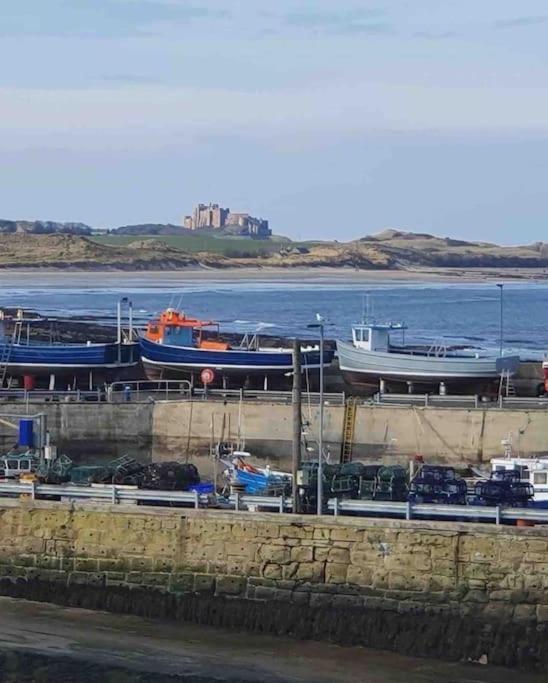 Kelvinside, Seahouses, 2 Minute Walk Into Village Exterior photo
